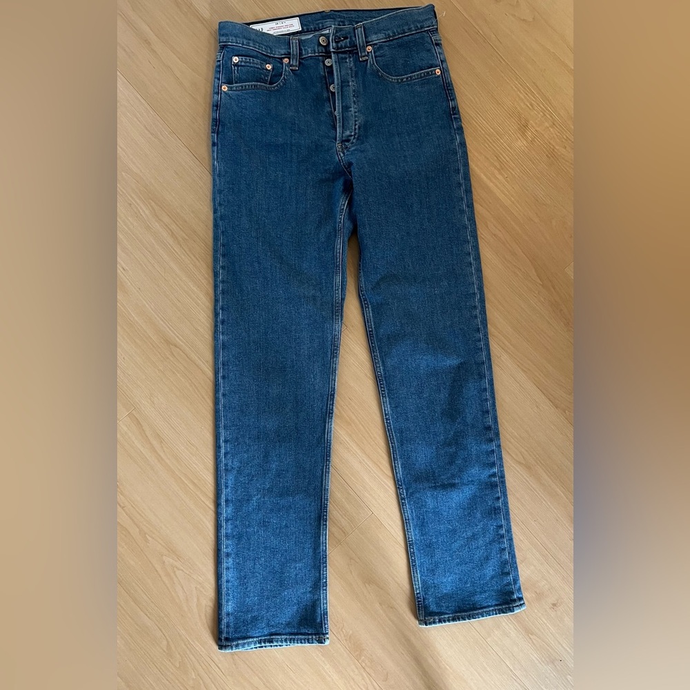 Gap jeans size 28 new